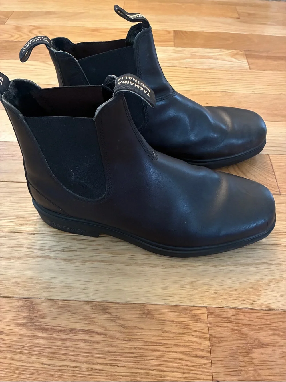 Blundstone Black Leather Boots - Men size US 11 - Picture 2 of 8